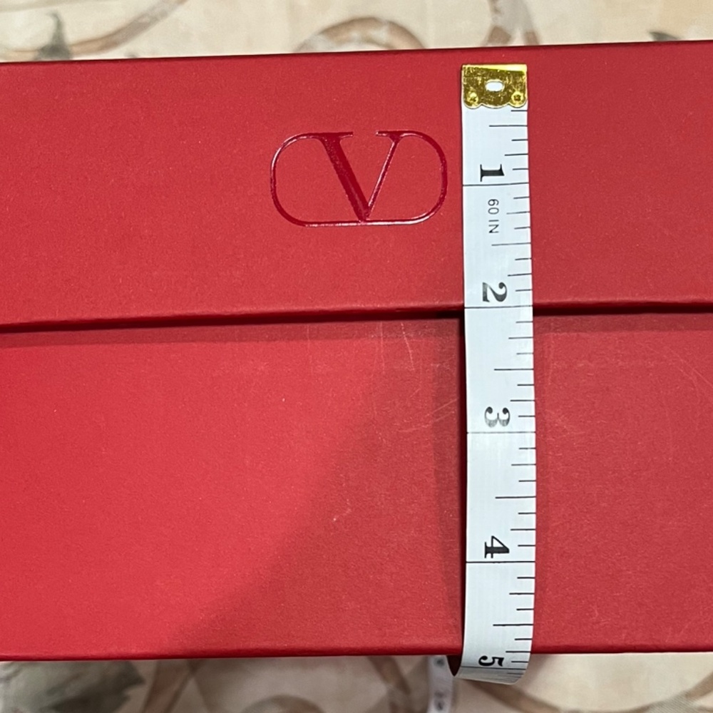 Shoe Box - Picture 3 of 3